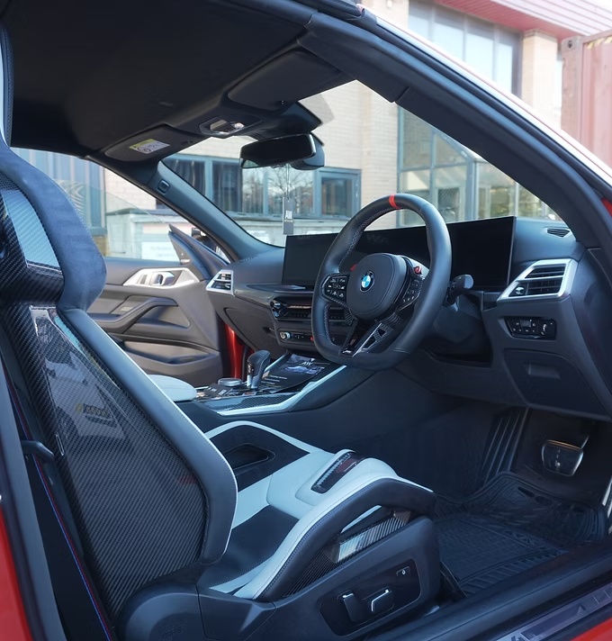 Deep clean and interior reset detail